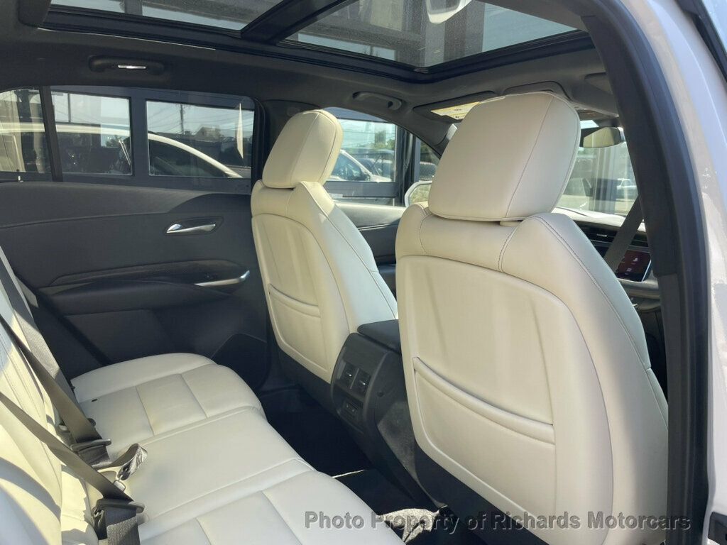 2019 Cadillac XT4 AWD 4dr Sport - 23069370 - 16
