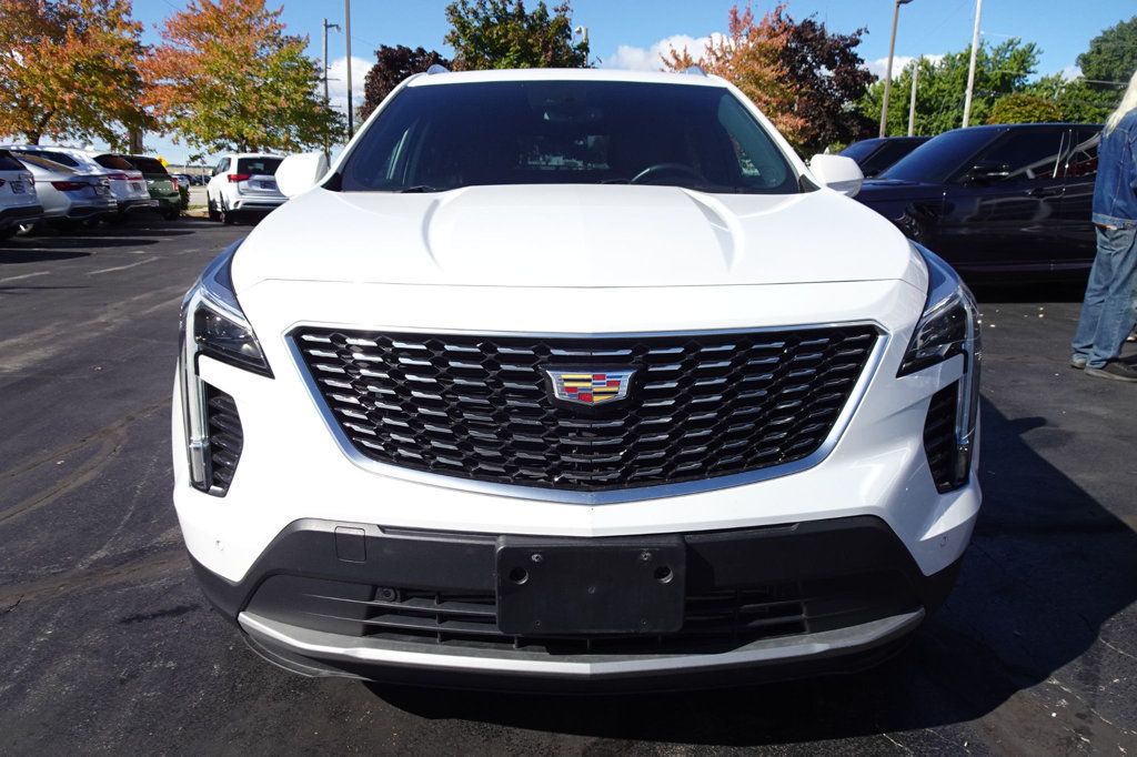 2019 Cadillac XT4 Premium Luxury photo 3