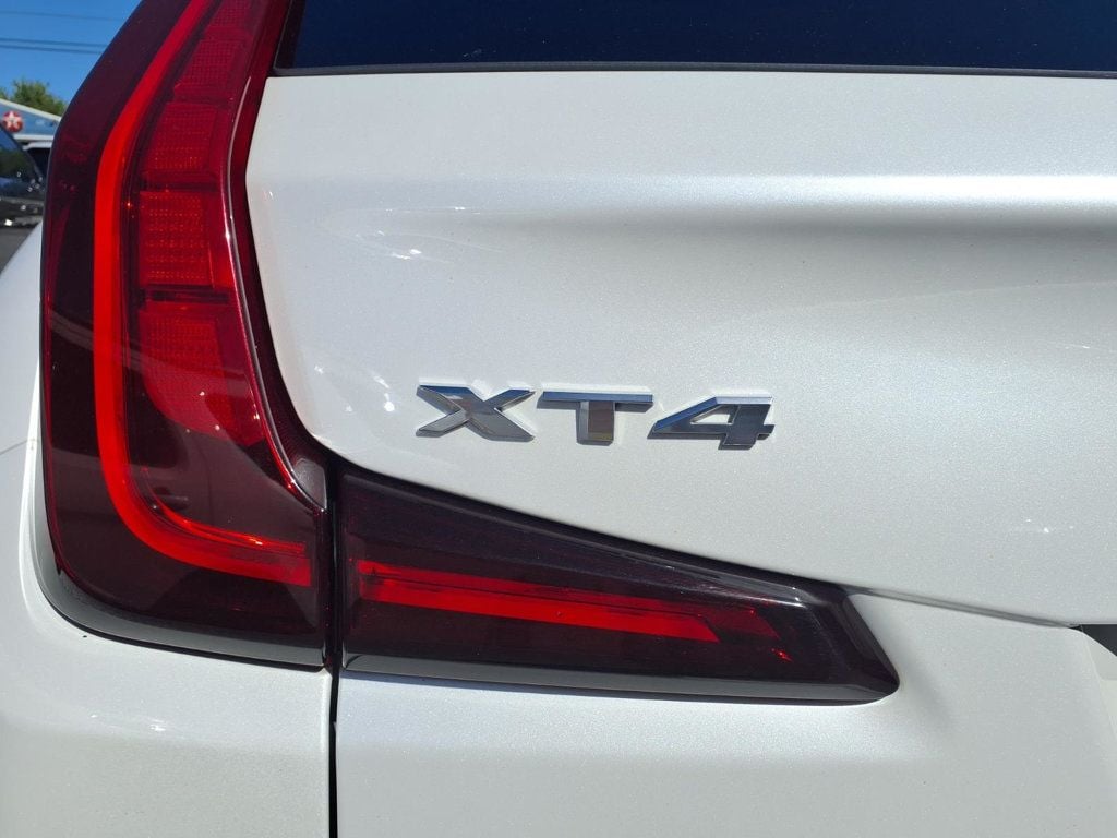 Cadillac XT4 photo 20