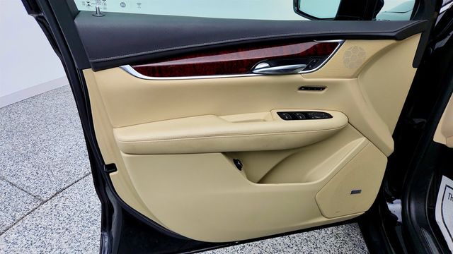 2019 Cadillac XT5 4dr Luxury w/ CUE Embedded Navigation & Leather Seats - 23002237 - 9