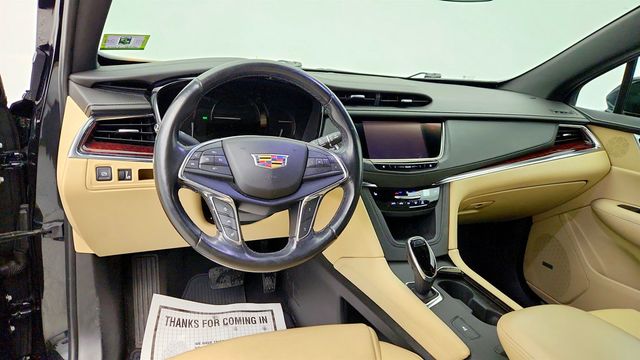 2019 Cadillac XT5 4dr Luxury w/ CUE Embedded Navigation & Leather Seats - 23002237 - 11