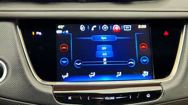 2019 Cadillac XT5 4dr Luxury w/ CUE Embedded Navigation & Leather Seats - 23002237 - 18