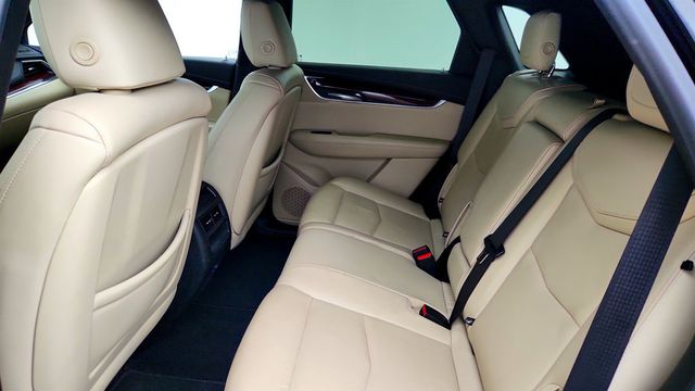 2019 Cadillac XT5 4dr Luxury w/ CUE Embedded Navigation & Leather Seats - 23002237 - 21