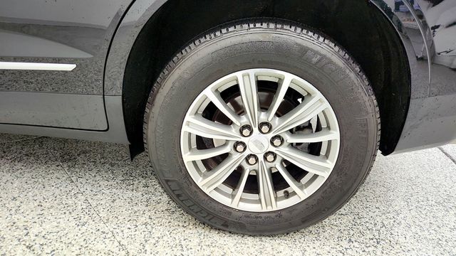 2019 Cadillac XT5 4dr Luxury w/ CUE Embedded Navigation & Leather Seats - 23002237 - 8