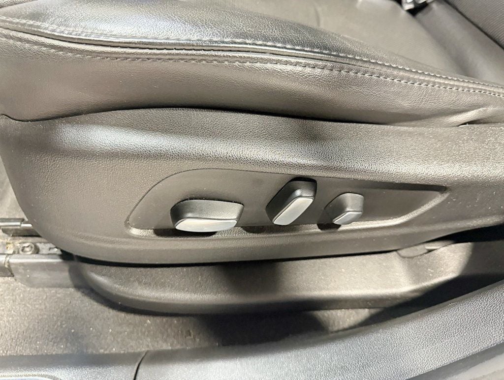 2019 Cadillac XT5 AWD 4dr Luxury - 22956843 - 29