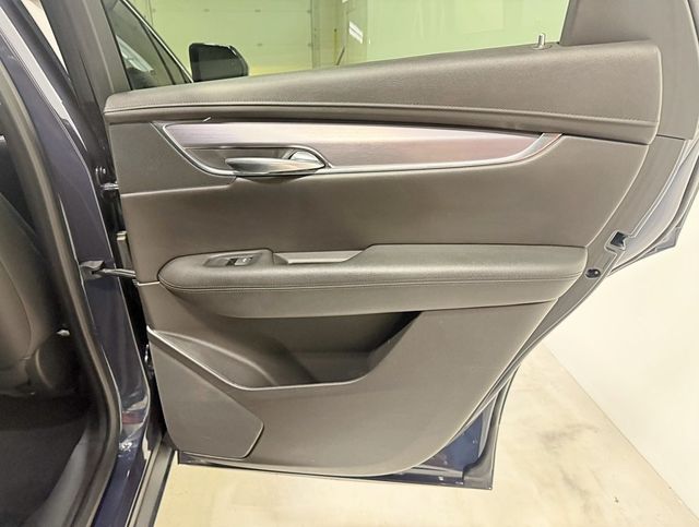 2019 Cadillac XT5 AWD 4dr Luxury - 22956843 - 45