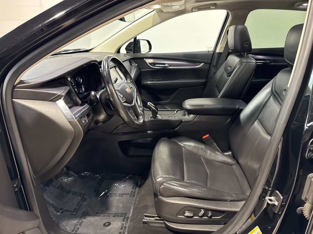 2019 Cadillac XT5 AWD 4dr Luxury - 23015840 - 22