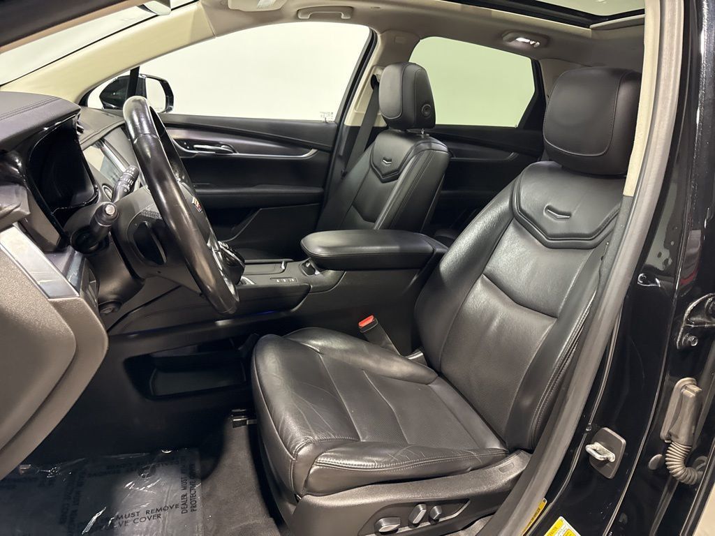 2019 Cadillac XT5 AWD 4dr Luxury - 23015840 - 23