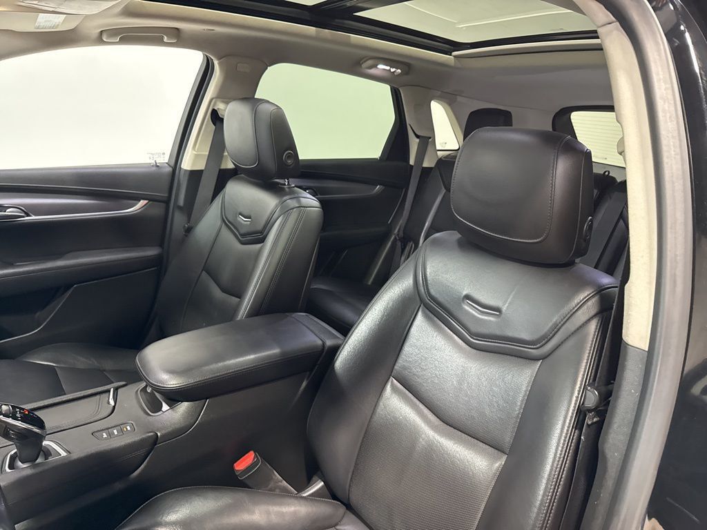 2019 Cadillac XT5 AWD 4dr Luxury - 23015840 - 26