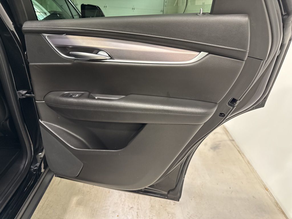 2019 Cadillac XT5 AWD 4dr Luxury - 23015840 - 42