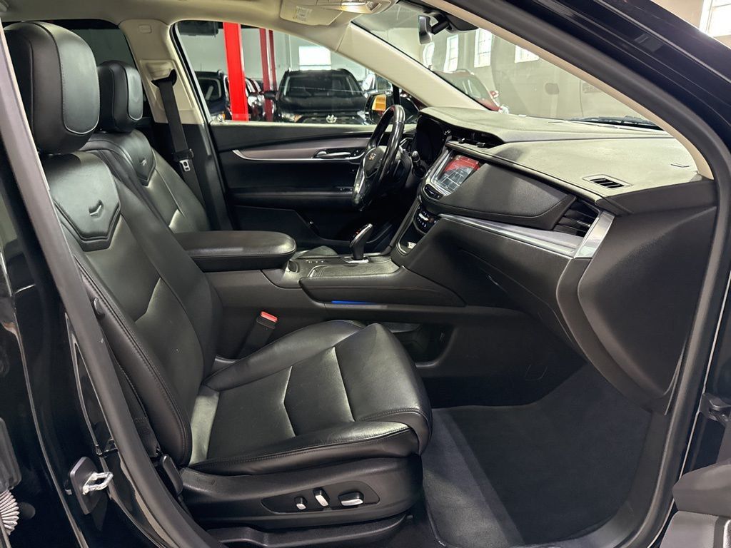 2019 Cadillac XT5 AWD 4dr Luxury - 23015840 - 43