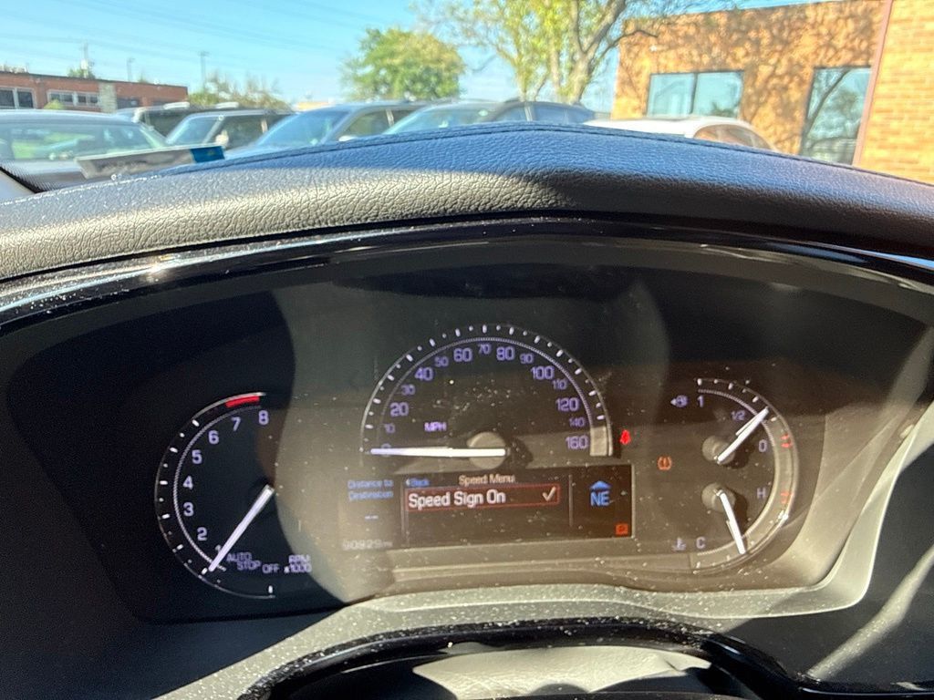 2019 Cadillac XT5 AWD 4dr Luxury - 23052931 - 9