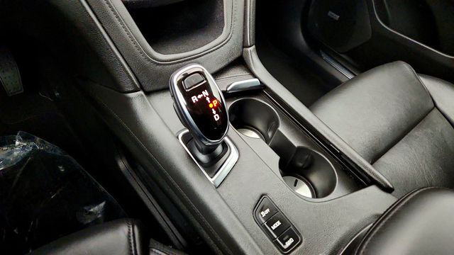 2019 Cadillac XT5 AWD 4dr Luxury with CUE Navigation & LED Headlamps - 22965593 - 16