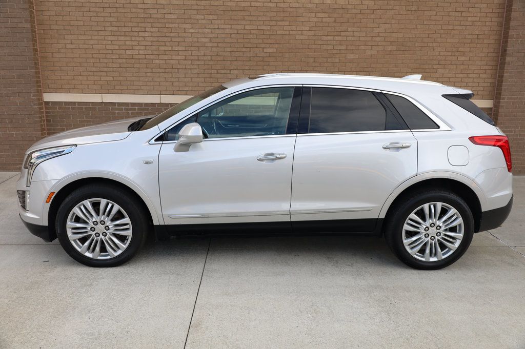 2019 Cadillac XT5 Premium Luxury photo 3
