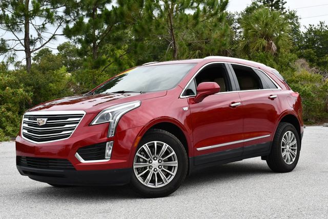 2019 Cadillac XT5 FWD 4 Door Luxury W/Blind Zone Alert and Rear Vision Camera - 23033423 - 19