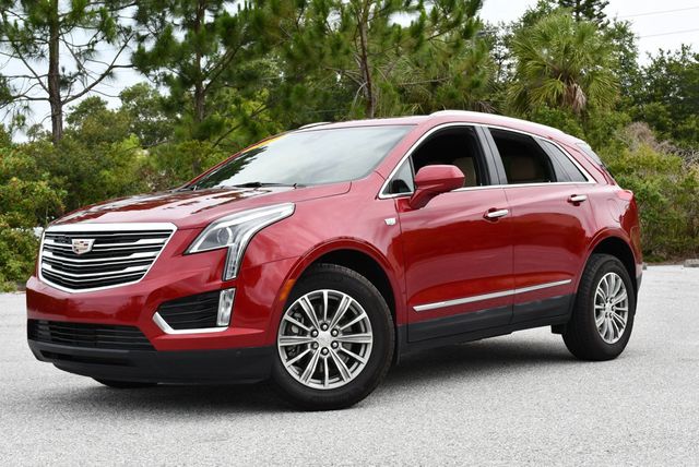 2019 Cadillac XT5 FWD 4 Door Luxury W/Blind Zone Alert and Rear Vision Camera - 23033423 - 20