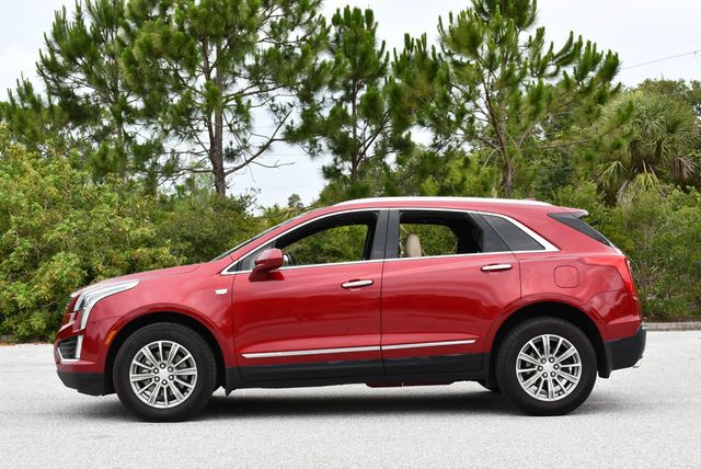 2019 Cadillac XT5 FWD 4 Door Luxury W/Blind Zone Alert and Rear Vision Camera - 23033423 - 24