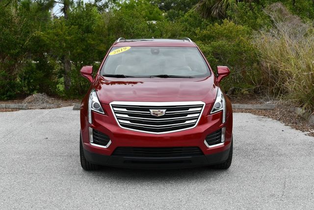 2019 Cadillac XT5 FWD 4 Door Luxury W/Blind Zone Alert and Rear Vision Camera - 23033423 - 32