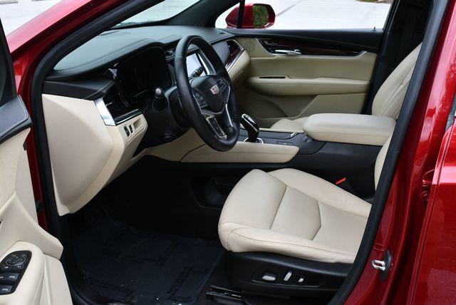 2019 Cadillac XT5 FWD 4 Door Luxury W/Blind Zone Alert and Rear Vision Camera - 23033423 - 36