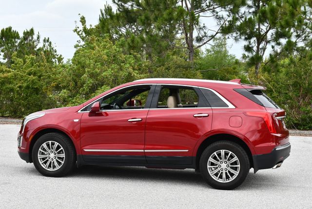 2019 Cadillac XT5 FWD 4 Door Luxury W/Blind Zone Alert and Rear Vision Camera - 23033423 - 3