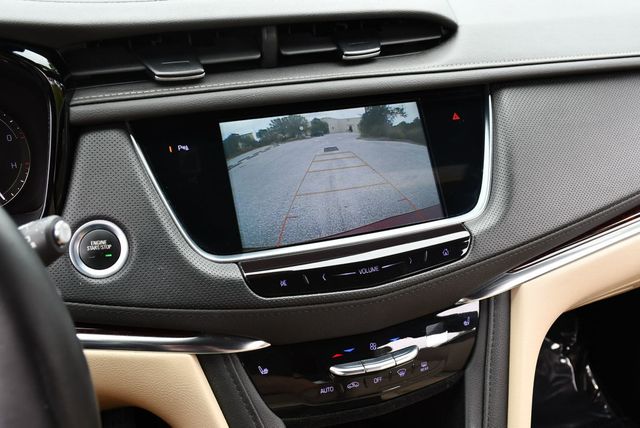 2019 Cadillac XT5 FWD 4 Door Luxury W/Blind Zone Alert and Rear Vision Camera - 23033423 - 50