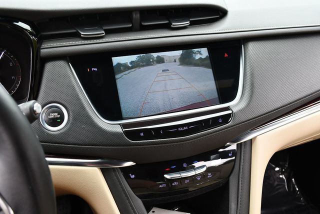 2019 Cadillac XT5 FWD 4 Door Luxury W/Blind Zone Alert and Rear Vision Camera - 23033423 - 51