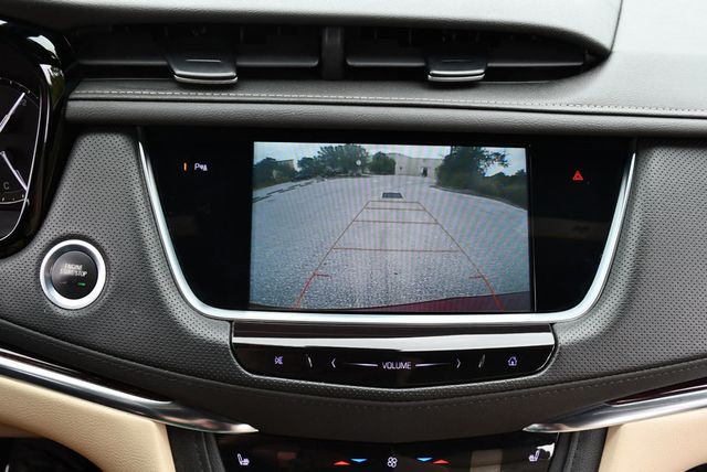 2019 Cadillac XT5 FWD 4 Door Luxury W/Blind Zone Alert and Rear Vision Camera - 23033423 - 52