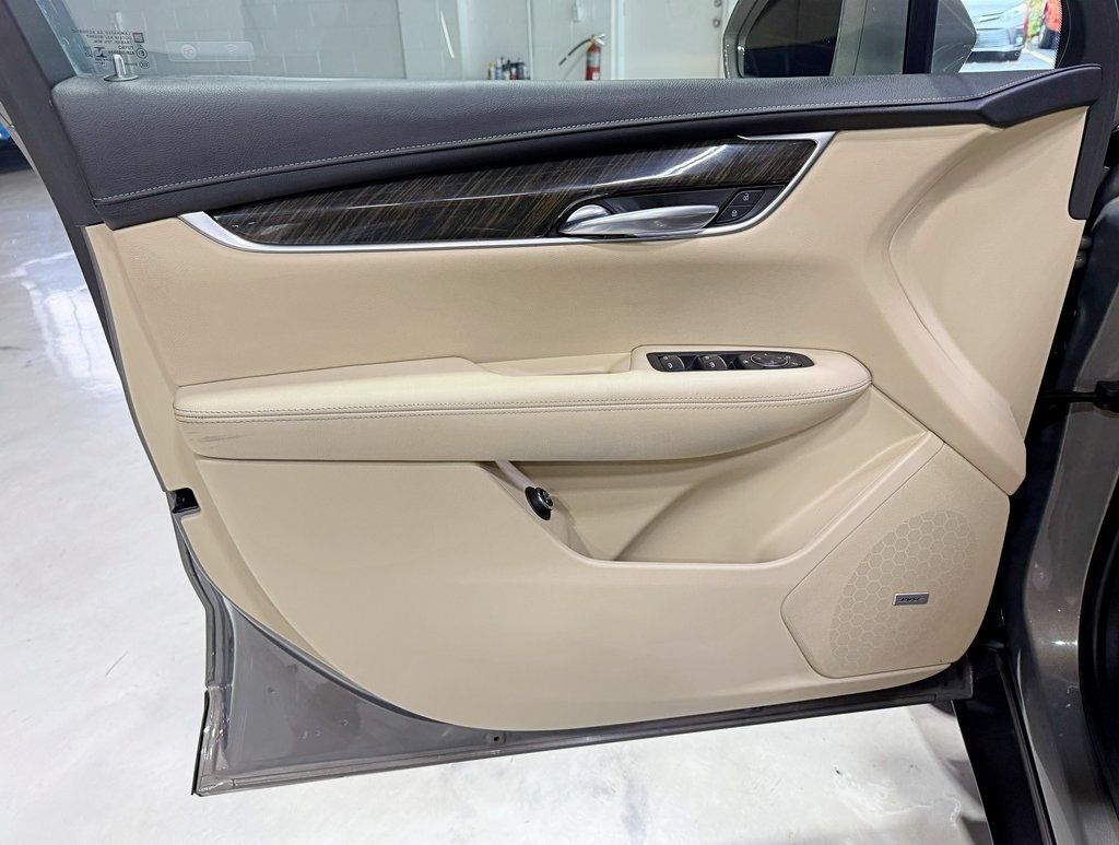 2019 Cadillac XT5 FWD 4dr - 22946294 - 25