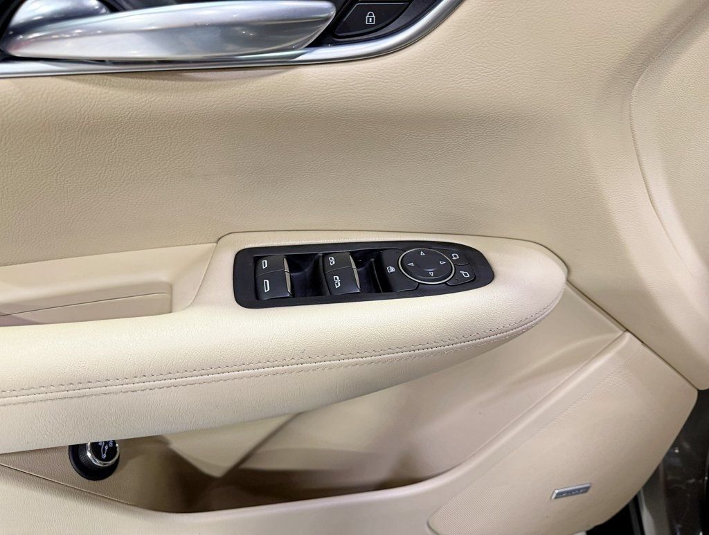 2019 Cadillac XT5 FWD 4dr - 22946294 - 26