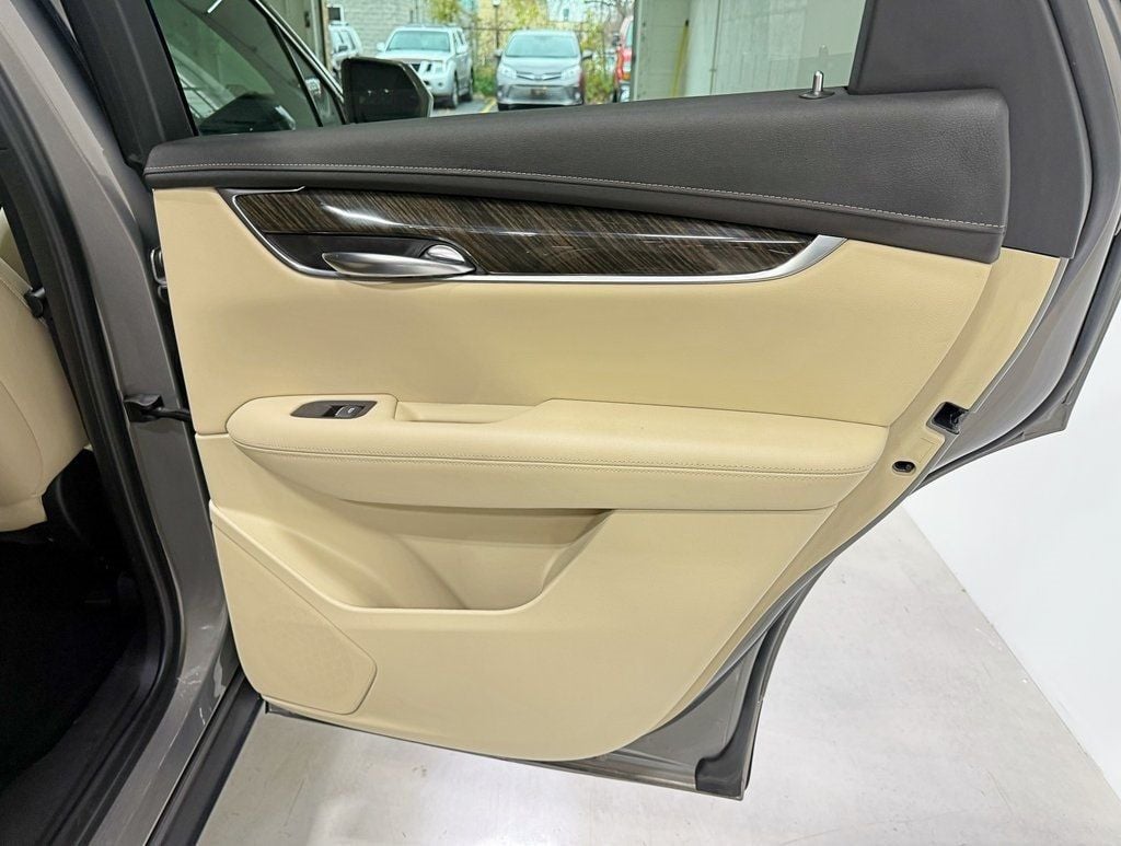 2019 Cadillac XT5 FWD 4dr - 22946294 - 38