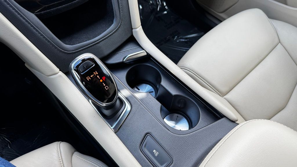 2019 Cadillac XT5 Luxury photo 9