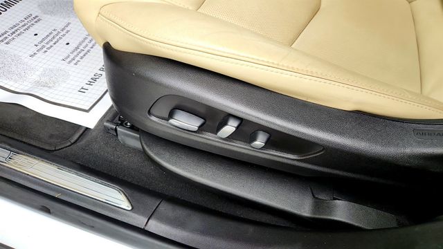 2019 Cadillac XT5 FWD 4dr Luxury w/ CUE Embedded Navigation - 23061090 - 11