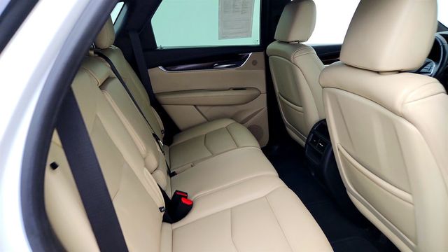 2019 Cadillac XT5 FWD 4dr Luxury w/ CUE Embedded Navigation - 23061090 - 23