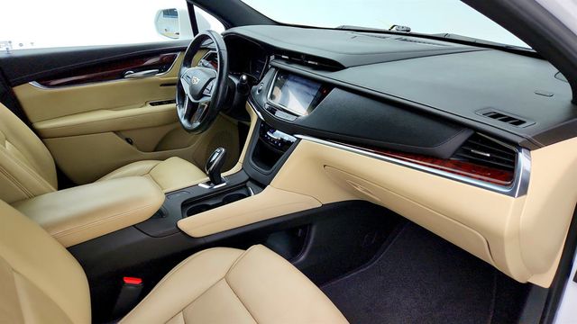 2019 Cadillac XT5 FWD 4dr Luxury w/ CUE Embedded Navigation - 23061090 - 25
