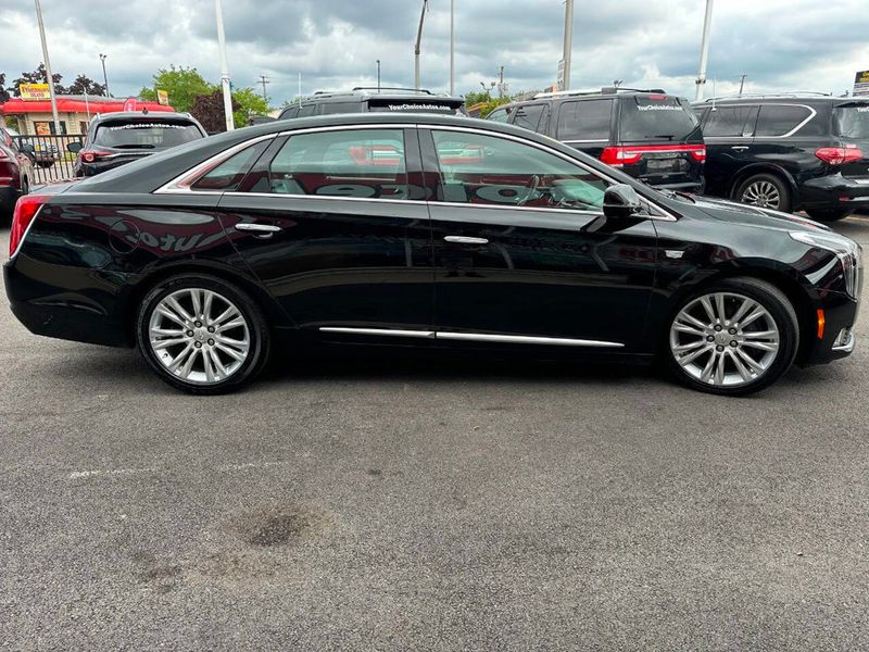 2019 Cadillac XTS 4dr Sedan Luxury AWD - 22891530 - 9