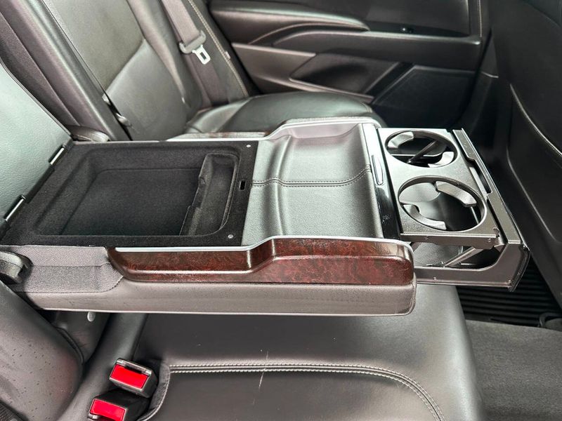 2019 Cadillac XTS 4dr Sedan Luxury AWD - 22891530 - 23