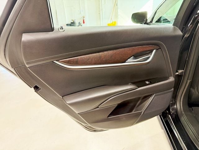 2019 Cadillac XTS 4dr Sedan Luxury FWD - 22927624 - 28