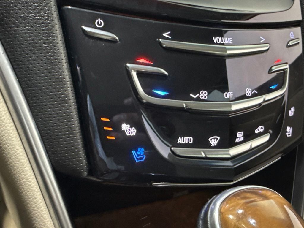 2019 Cadillac XTS 4dr Sedan Luxury FWD - 23047064 - 17