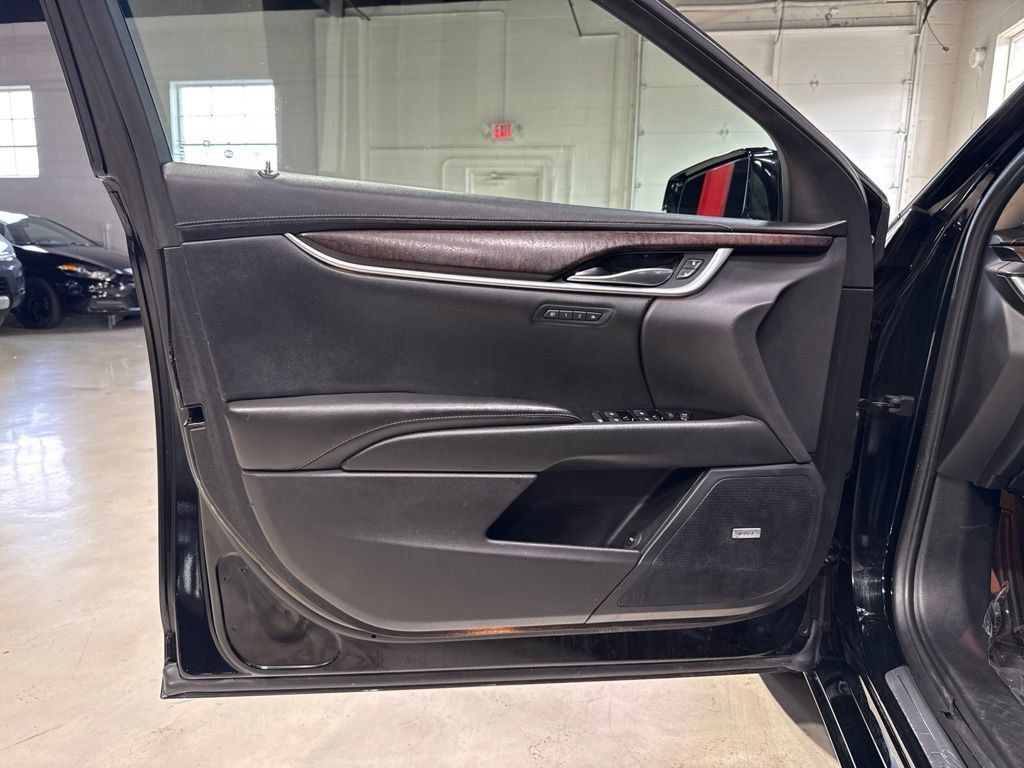 2019 Cadillac XTS 4dr Sedan Luxury FWD - 23066845 - 20