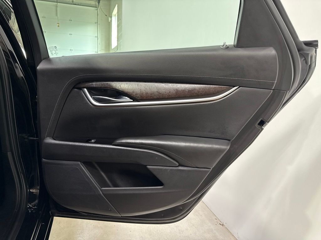 2019 Cadillac XTS 4dr Sedan Luxury FWD - 23066845 - 27