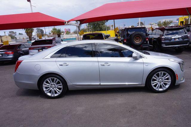 2019 Cadillac XTS LUXURY, LOW MILES, PREMIUM WHEELS, PANO MOON ROOF, LEATHER SEATS - 23067288 - 4