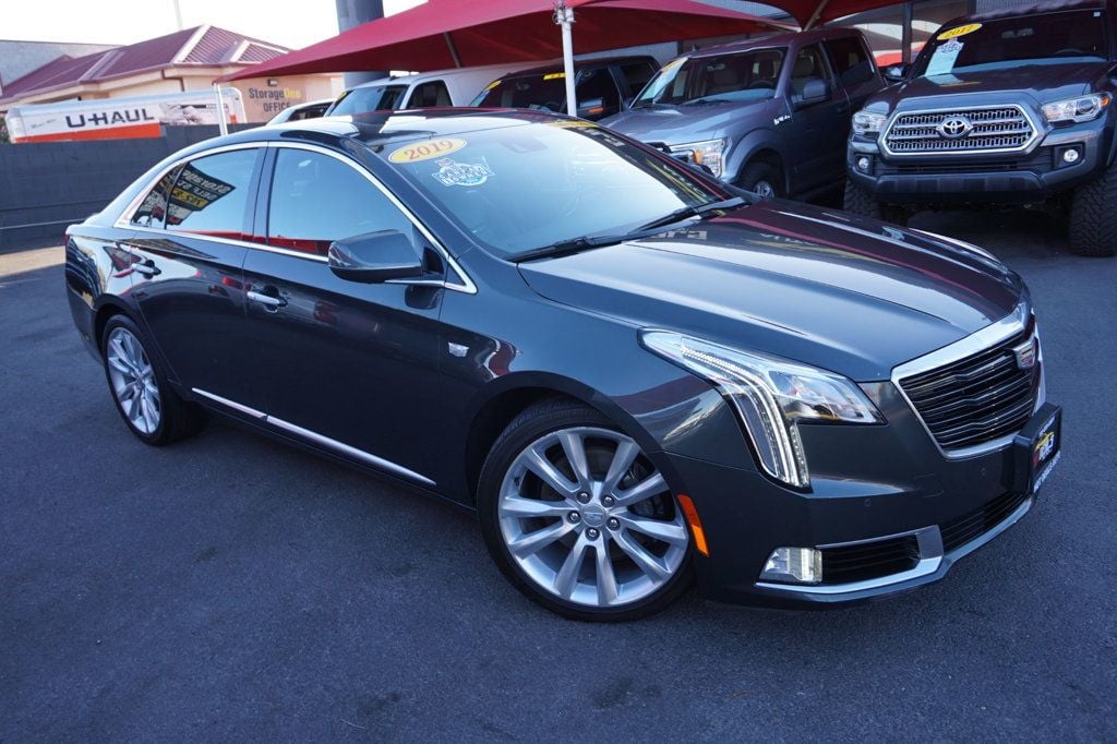 2019 Cadillac XTS Platinum V-Sport photo 2
