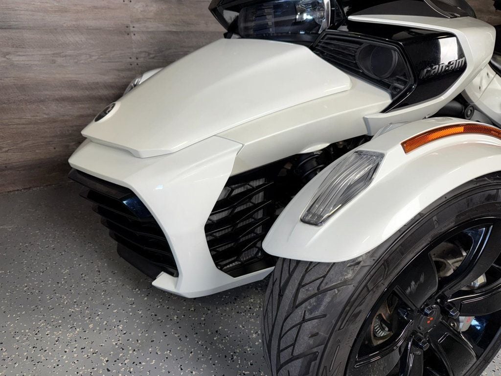 2019 Can-Am Spyder F3-T SE6 SUPER CLEAN! - 22936822 - 11