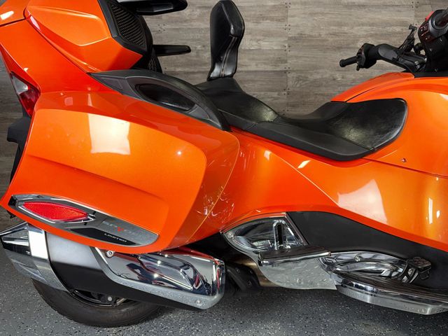 2019 Can-Am Spyder RT Limited SE6 SUPER CLEAN! - 23020566 - 8