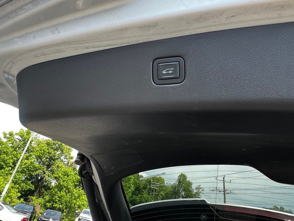 2019 Chevrolet Blazer Base - 23040767 - 10