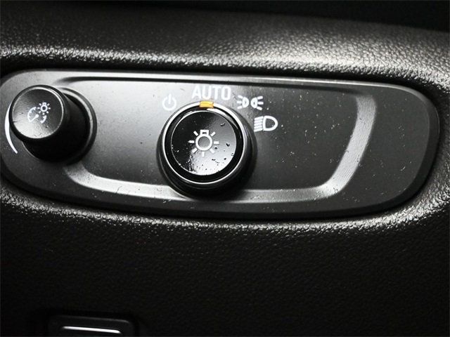 2019 Chevrolet Blazer Base - 22956011 - 32