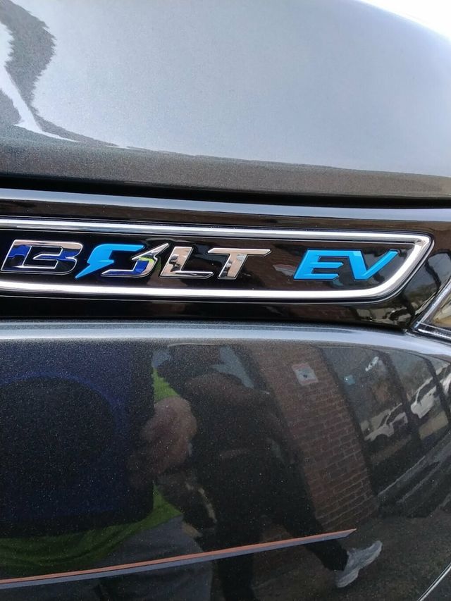 2019 Chevrolet Bolt EV 5dr Wagon Premier - 23004033 - 27