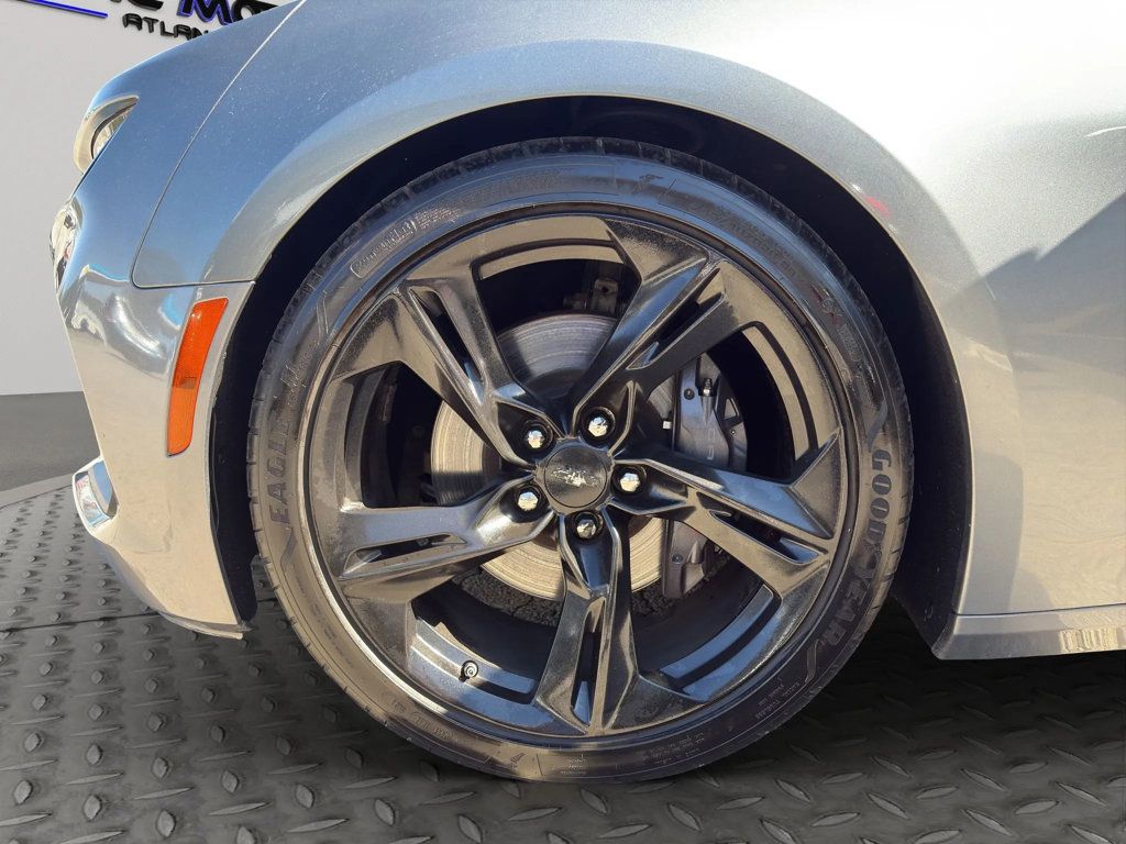 2019 Chevrolet Camaro 2dr Convertible SS w/2SS - 22993792 - 17