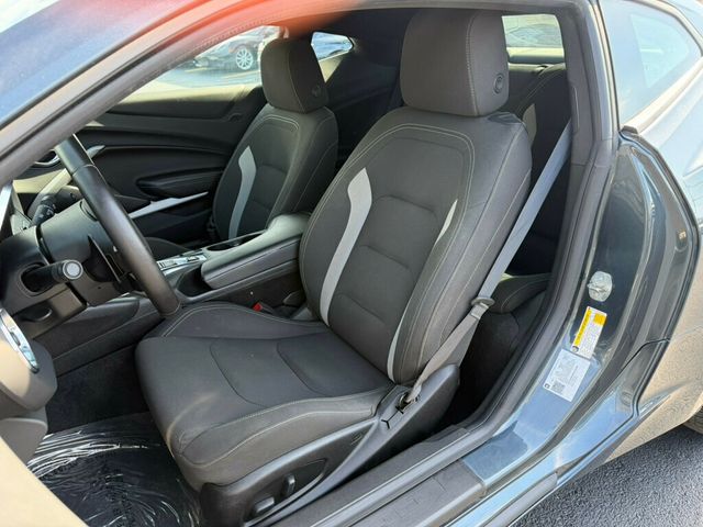 2019 Chevrolet Camaro 2dr Coupe 1LS - 23023102 - 18