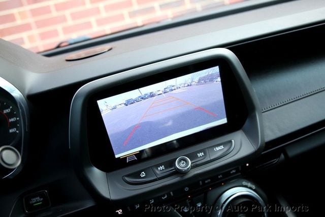 2019 Chevrolet Camaro 2dr Coupe 1LT - 22688530 - 37